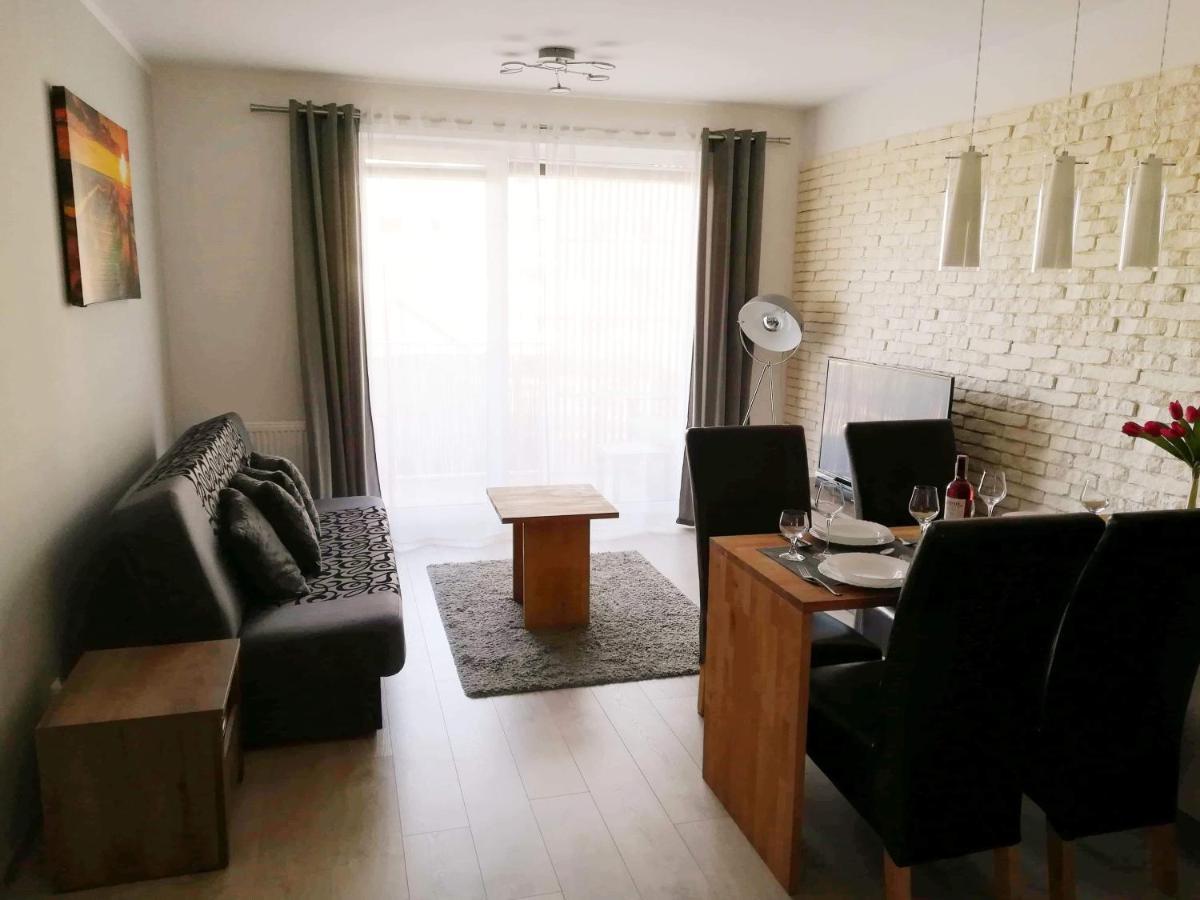 Oaza Kołobrzeg-podczele Kompleks Feniks Basen Siłownia Jacuzii Apartament